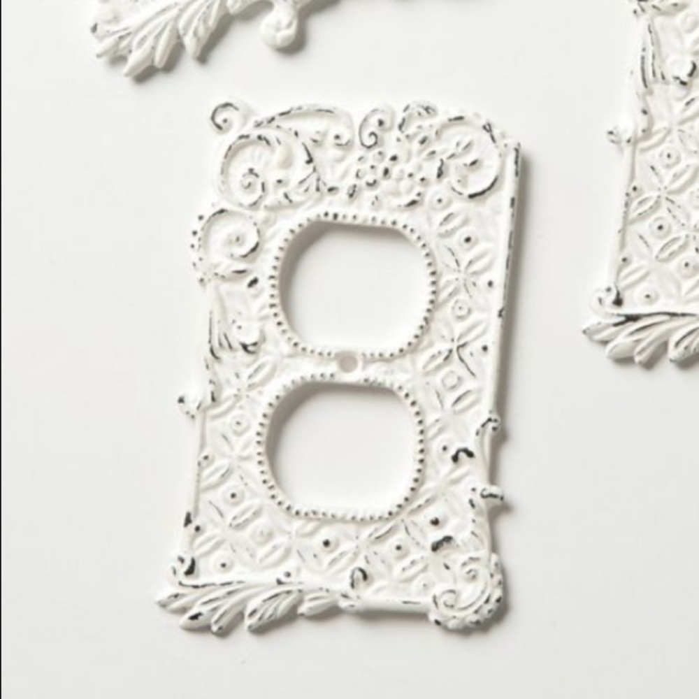 Tin Roof Outlet Covers (5)